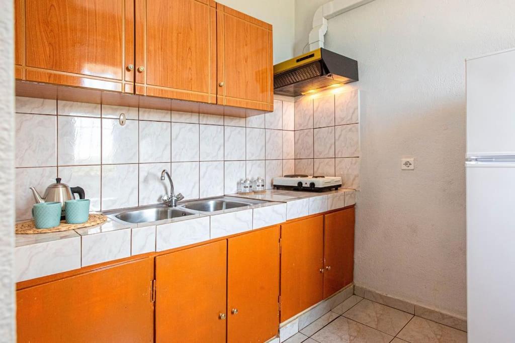 Апартаменты Blue Maraci 2 - Sea View, Kitchen, Beach Access Химара Экстерьер фото